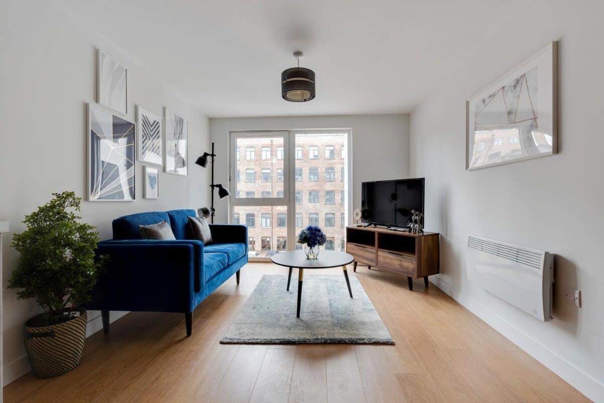 1 Bed Modern Apartment In A Converted Mill Лидс Экстерьер фото